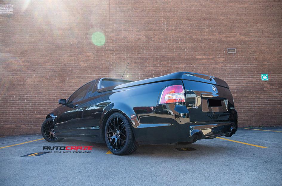 HOLDEN-COMMODORE-M-SPEC-MATTE-BLACK